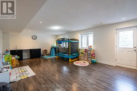 2497 Florentine Place Pickering ON L1X 0H2
