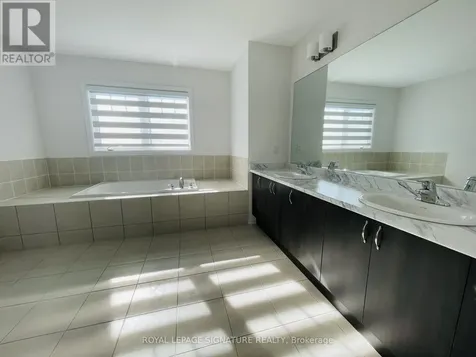 31 Royal Fern Crescent Caledon ON L7C 4G7