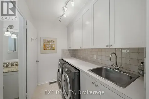 919 Plante Drive Ottawa ON K1V 9E3