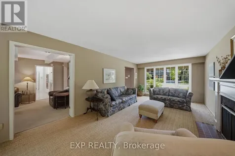 919 Plante Drive Ottawa ON K1V 9E3