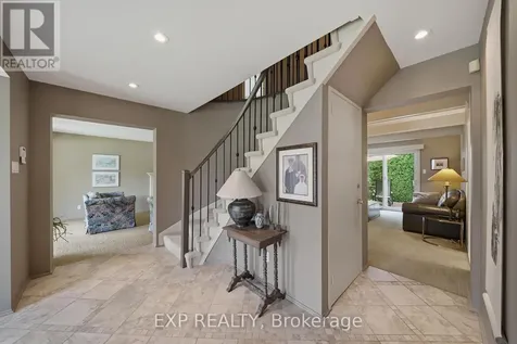 919 Plante Drive Ottawa ON K1V 9E3