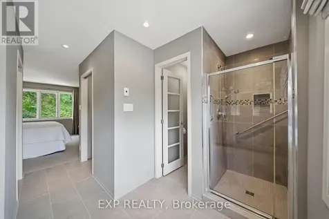 919 Plante Drive Ottawa ON K1V 9E3