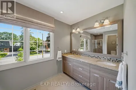919 Plante Drive Ottawa ON K1V 9E3