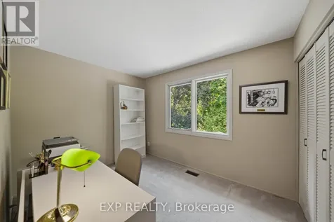 919 Plante Drive Ottawa ON K1V 9E3