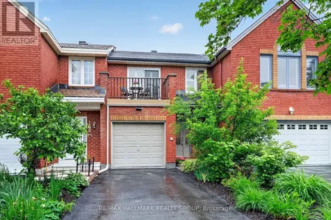 162 Dunbarton Court Ottawa ON K1K 4L6