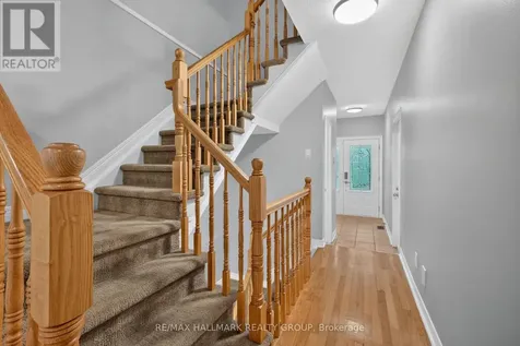 162 Dunbarton Court Ottawa ON K1K 4L6