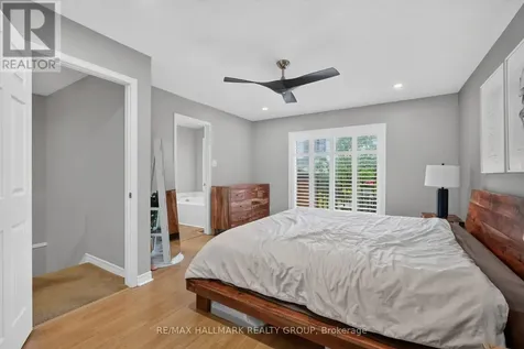 162 Dunbarton Court Ottawa ON K1K 4L6