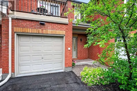 162 Dunbarton Court Ottawa ON K1K 4L6