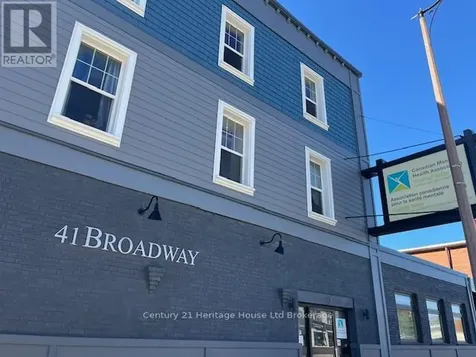 41 Broadway Street Tillsonburg ON N4G 3P4