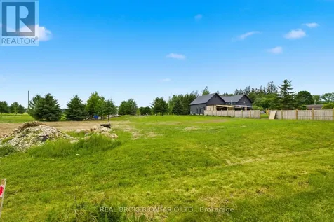 1022 Currie (Whole Lot) Street Howick ON N0G 2X0