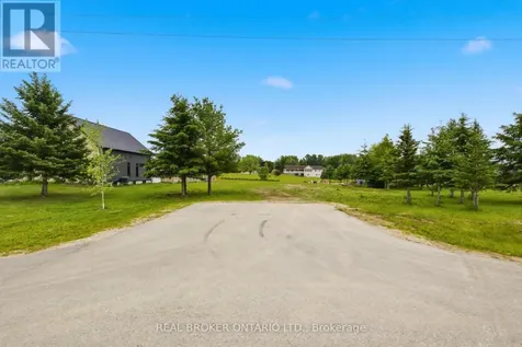 1022 Currie (Whole Lot) Street Howick ON N0G 2X0