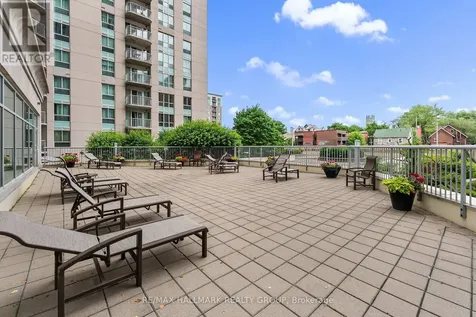 200 Rideau Street Ottawa ON K1N 5Y1