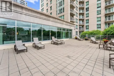 200 Rideau Street Ottawa ON K1N 5Y1