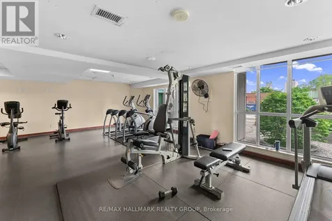 200 Rideau Street Ottawa ON K1N 5Y1