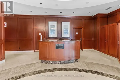 200 Rideau Street Ottawa ON K1N 5Y1