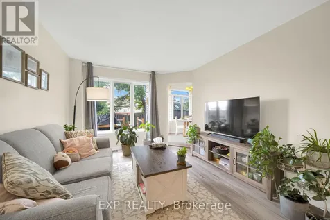 51 Palmadeo Drive Ottawa ON K2J 4Z3