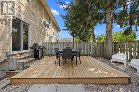 956 Cookshire Crescent Ottawa ON K4A 3K3