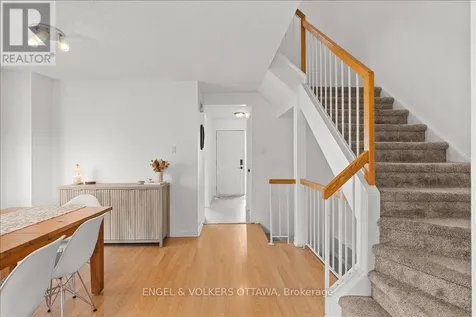 956 Cookshire Crescent Ottawa ON K4A 3K3