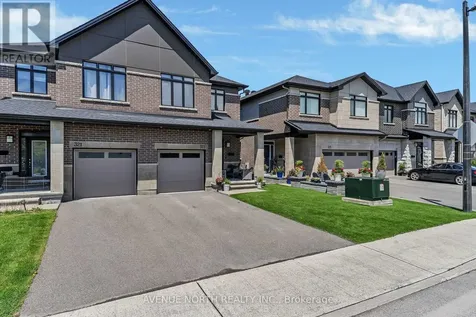 323 Lysander Place Ottawa ON K1K 3X8