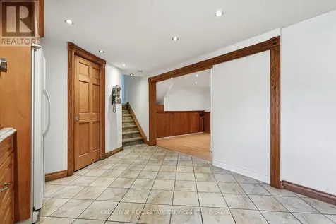 207 Christopher Drive Cambridge ON N1R 4S6