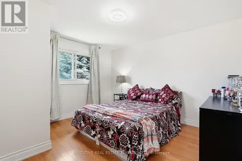 207 Christopher Drive Cambridge ON N1R 4S6
