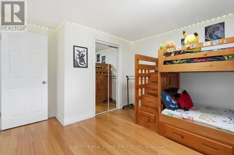 207 Christopher Drive Cambridge ON N1R 4S6