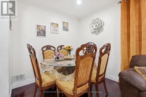 207 Christopher Drive Cambridge ON N1R 4S6
