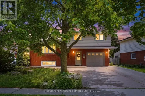 207 Christopher Drive Cambridge ON N1R 4S6