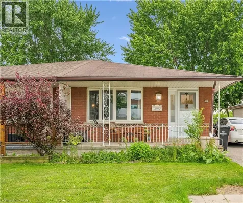 35 Vicmount Drive Kitchener ON N2M 2A2