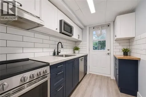 35 Vicmount Drive Kitchener ON N2M 2A2