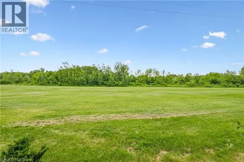 35 Vicmount Drive Kitchener ON N2M 2A2