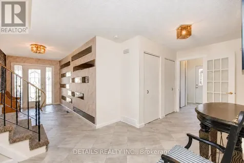 4388 Whittaker Crescent Ottawa ON K1B 4P2