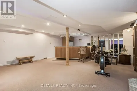 4388 Whittaker Crescent Ottawa ON K1B 4P2