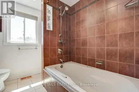 4388 Whittaker Crescent Ottawa ON K1B 4P2