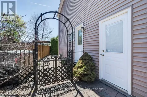 4388 Whittaker Crescent Ottawa ON K1B 4P2
