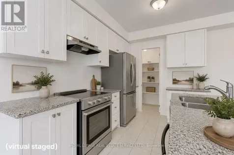 44 Hewison Avenue Richmond Hill ON L4S 0J2