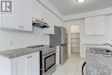 44 Hewison Avenue Richmond Hill ON L4S 0J2