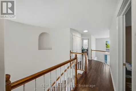 5B Kemp Drive Ottawa ON K1T 3W9