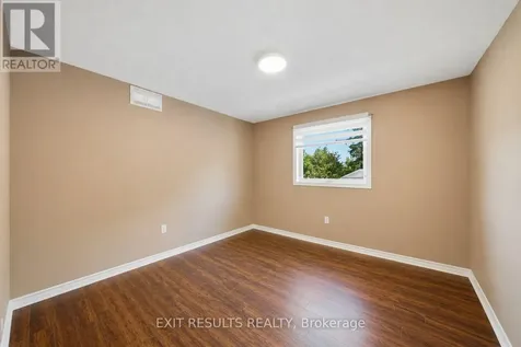 5B Kemp Drive Ottawa ON K1T 3W9