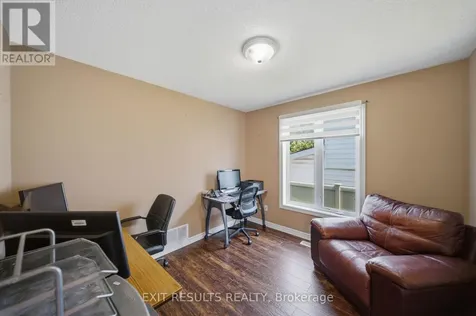 5B Kemp Drive Ottawa ON K1T 3W9