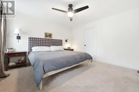 1038 Beatty Crescent Deep River ON K0J 1P0