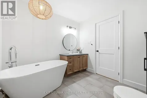 1038 Beatty Crescent Deep River ON K0J 1P0