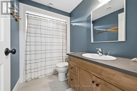 1038 Beatty Crescent Deep River ON K0J 1P0