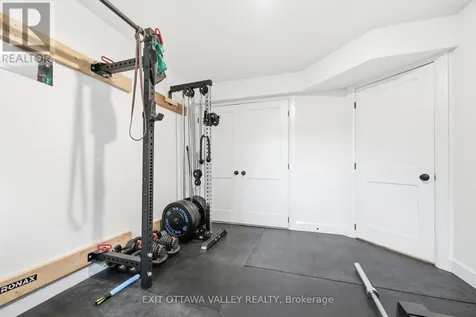 1038 Beatty Crescent Deep River ON K0J 1P0