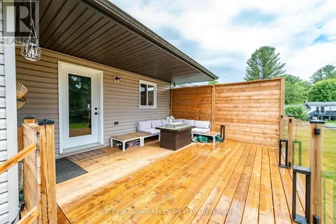 1038 Beatty Crescent Deep River ON K0J 1P0