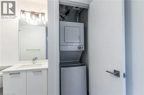 479 Charlton Avenue Hamilton ON L8N 0B4