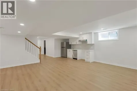 341 Zeller Drive Kitchener ON N2A 0B2