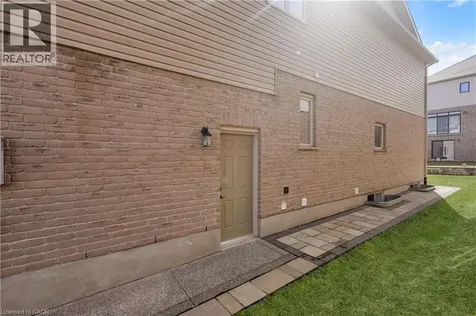 341 Zeller Drive Kitchener ON N2A 0B2