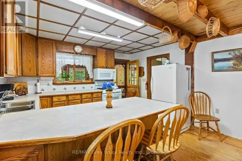 27 Hope Drive Northern Bruce Peninsula ON N0H 1Z0