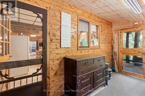27 Hope Drive Northern Bruce Peninsula ON N0H 1Z0